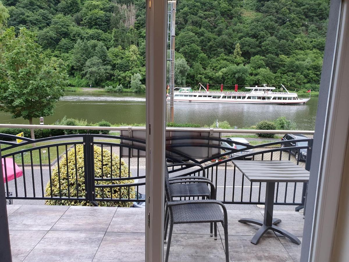Ferienwohnung Am Fluss Klotten Exterior foto